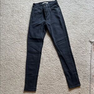 Levi's Women's Black Skinny Jeans